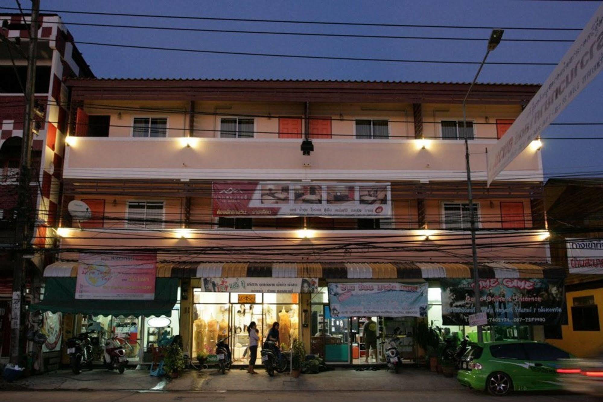Nan Sabaidee Hotel Exterior foto
