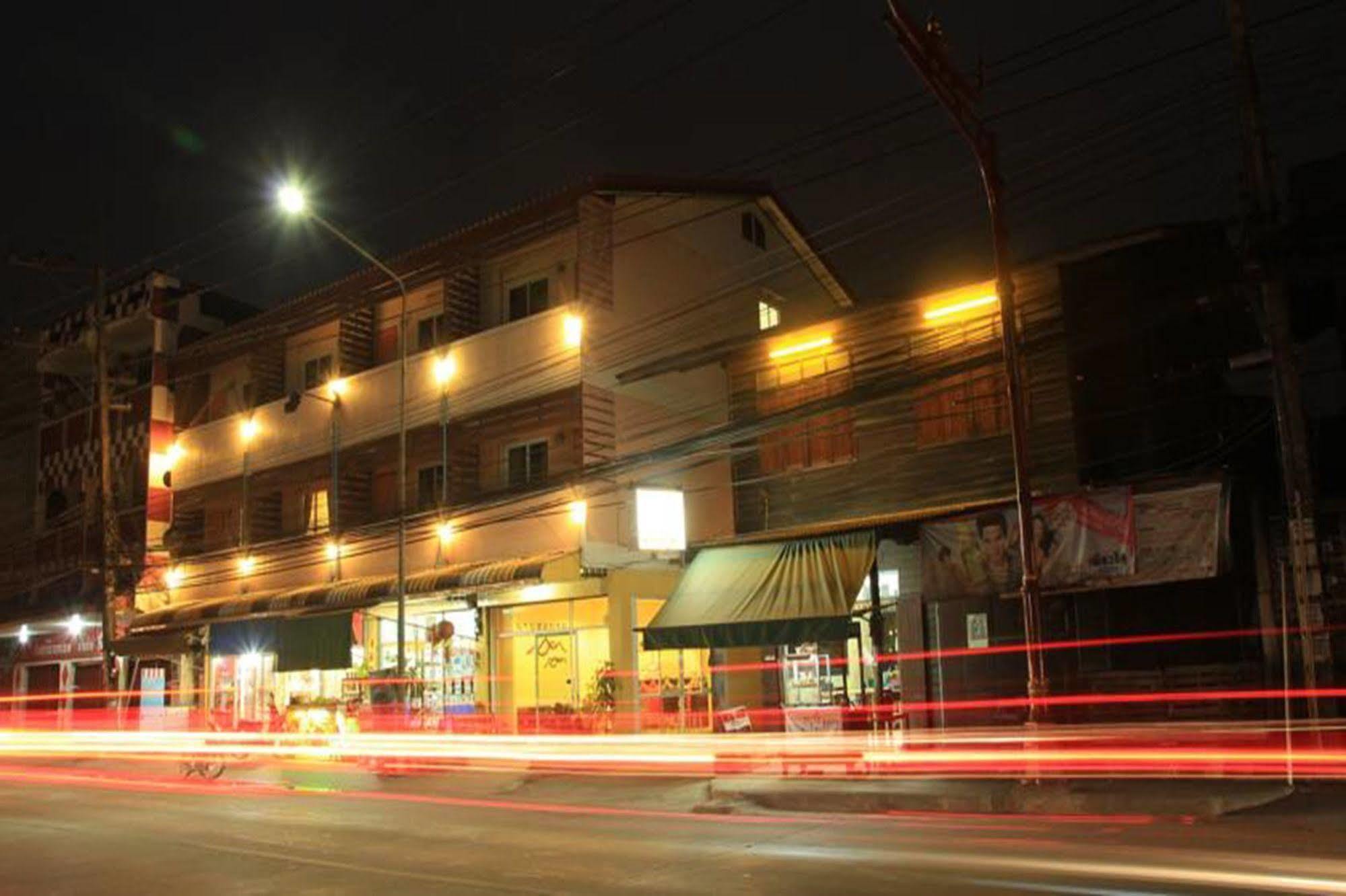Nan Sabaidee Hotel Exterior foto